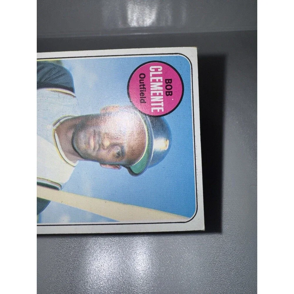 69 Topps Vintage Roberto Clemente #50 Bob on Card Very Clean Mild Corner Fray